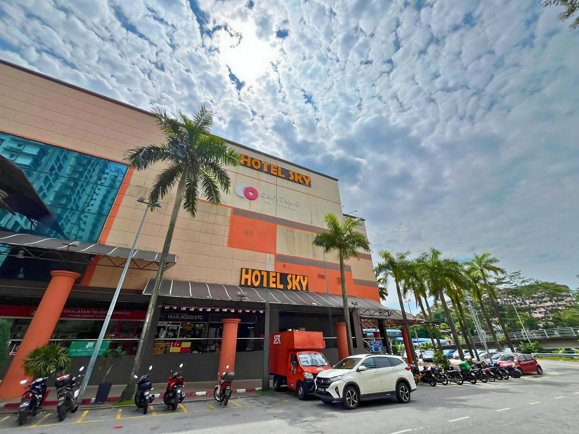 Sky Hotel Selayang Batu Caves Bagian luar foto
